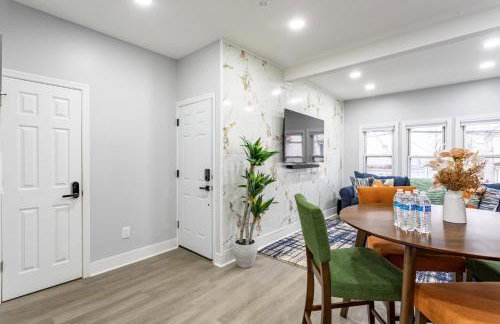 Modern Escape 3BR Apt with Parking - Foto 36