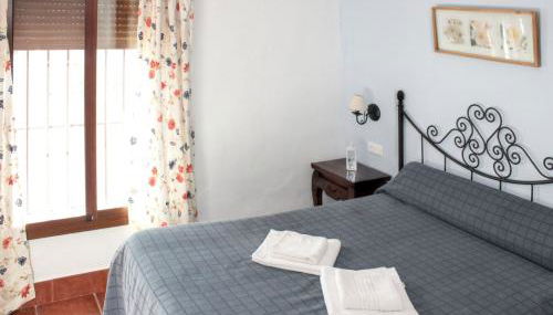 Comfortable House in Estepa with Shared Pool - Photo 5