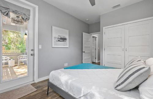 Secret Pool Cabana- Mins to Downtown and Beach - Foto 27