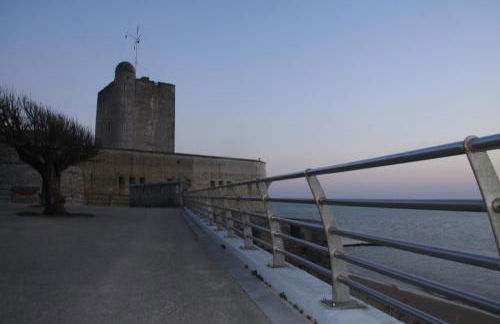 Petit nid à 50m de la plage au coeur de Fouras - Foto 21