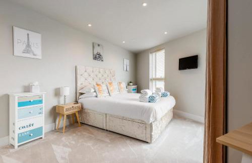 Harbours Edge - Front-Line Harbour Views - Photo 6