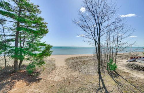 Private Beach Waterfront Home on Lake Huron! - Foto 26