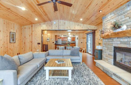 Beautiful Breezy Point Home with Beach and Dock! - Foto 5