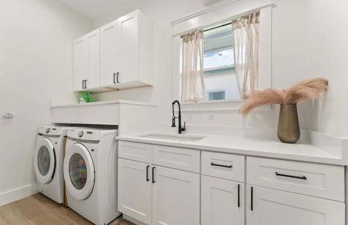 Peacock Palace Brand New Heated and Chilled Pool Golf Gym - Foto 13