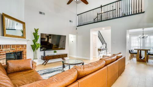 2 Mi to Old Town Spacious Burleson Vacation Home - Foto 5