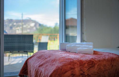 Bright Apartment with Terrace and Lake View Mont Isola - Foto 17