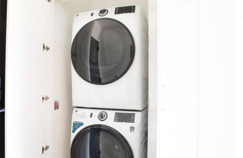 Luxury Studio Apt Near Brady St with Balcony and City View - Foto 13