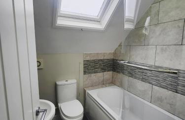 Modern Spacious Apartment Steps from City Centre - Foto 20