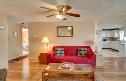 Beachfront Old Orchard Beach Condo with Balcony - Foto 5
