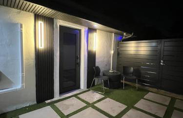 AMIRI Hollywood 5 mins from Hard Rock Stadium & The Guitar - Foto 45