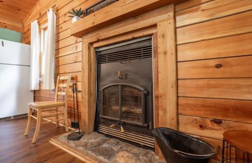 Table Rock Lake Cabin - Sassafras #14 with Lake Access Hot Tub Outdoor Pool - Foto 15