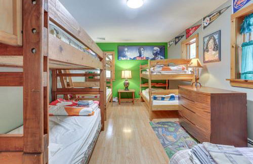 Huge Waterfront Home with Dock on Lake Wallenpaupack - Foto 24