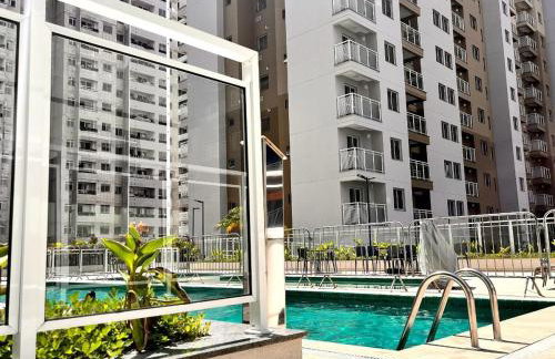 Apartamento de 2 quartos, com piscina e há 10 km de copacabana - Foto 12