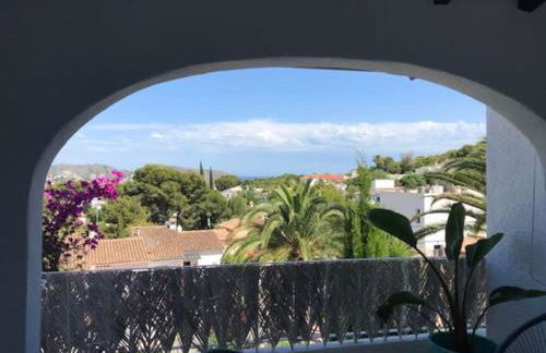 MORAIRA, PRECIOSO ADOSADO al LADO DEL MAR - Foto 26