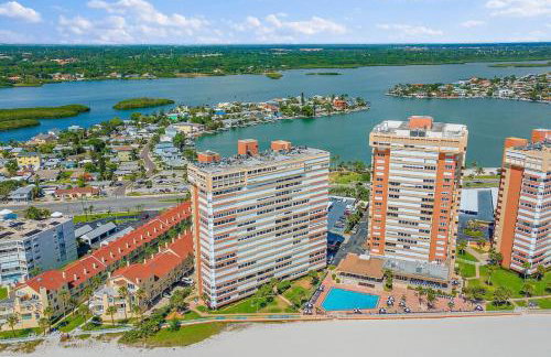 Redington Towers 3F 2BD 2BA Beachfront - Foto 29