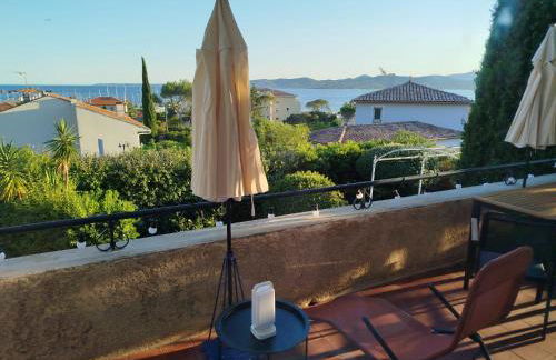 Appt 83m2 rez de jardin dans villa parc privé balcon vue mer - Foto 3