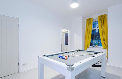 Sleep7, Pool Table, TTennis, Free Parking, 3BR - Foto 27