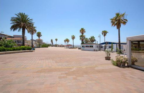 Awesome Home In Gizzeria - Photo 29