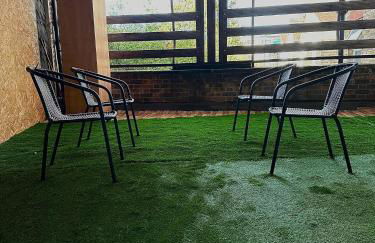 Stylish Ensuit Studios in the Heart of Vibrant Tooting 1 Min to Tube - Photo 15