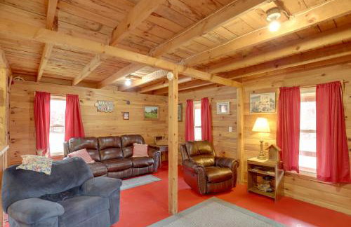 Blue Ridge Hideaway! Cabin with Hot Tub and Views - Foto 4