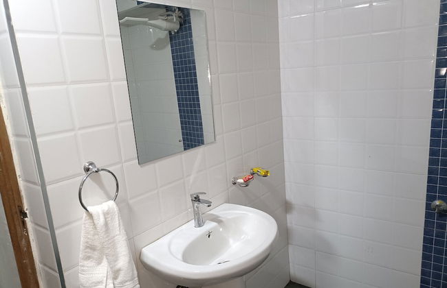 Redhill Cliff Complex - Foto 44