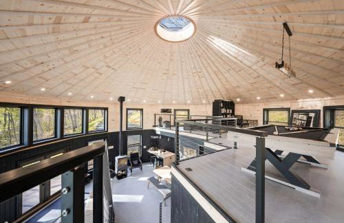 Skyline Yurt: Hot Tub~Wood Stove~WiFi~EVcharger - Foto 30