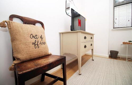 Coastal penarth dream! Close to Cardiff superb location near bars and restaurants! Dog friendly and welcome breakfast pack! - Foto 38