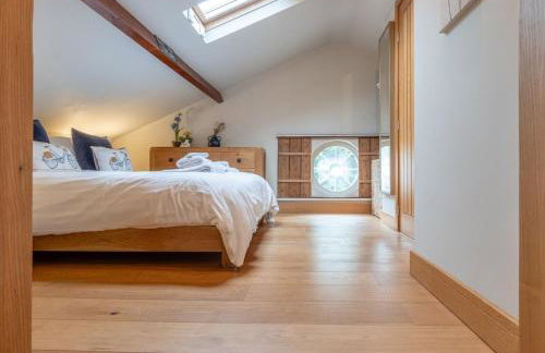 The Coach House - Cosy Retreat in Warwickshire! - Photo 3