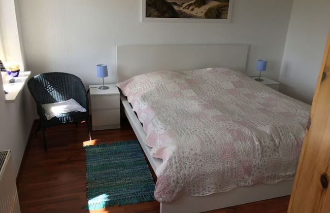 Farsighted Modern Retreat - Photo 5