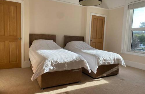 Dog friendly home close to the beach and the town - Photo 26