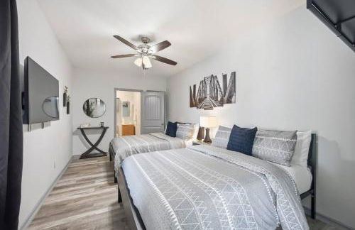 Super Value Suite #7 @ East End Revitalized - Foto 14