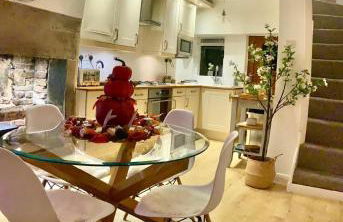 The Tenth House, Grade II Listed Georgian Town House, Wirksworth, Derbyshire, Peak District Cottage, Sleeps 4 - Foto 29