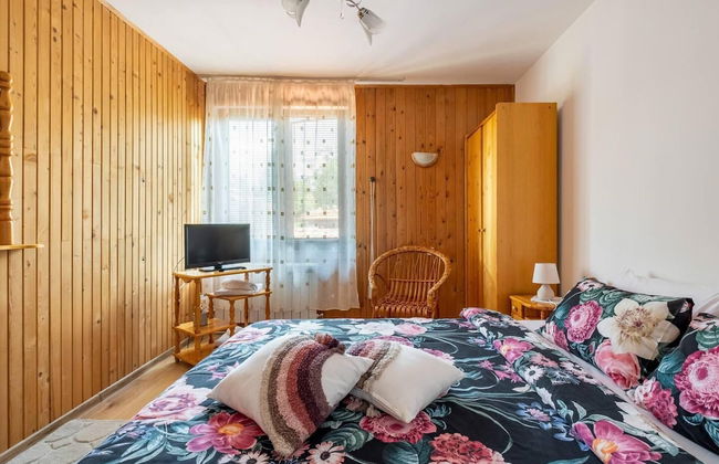 Lovely 5-bed Authentic House in the Arbanasi - Foto 15