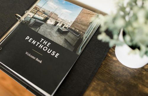 The Penthouse- Heart of OTR w/Rooftop Terrace - Foto 6