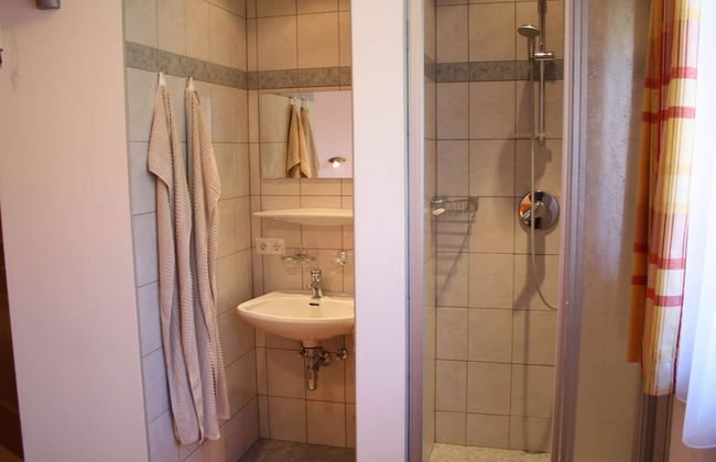 Beautiful Apartment With Large, Sunny Balcony - Foto 12