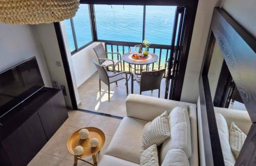 Very Romantic Seaview Apartment Patalavaca Mogán with Warm Pool - Foto 12