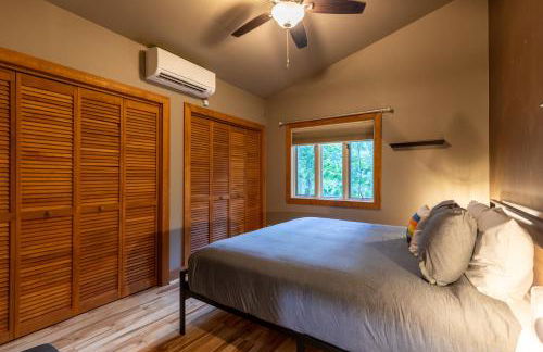 King Bed, Putt-Putt w/ Hot Tub, & Other Games - Foto 42