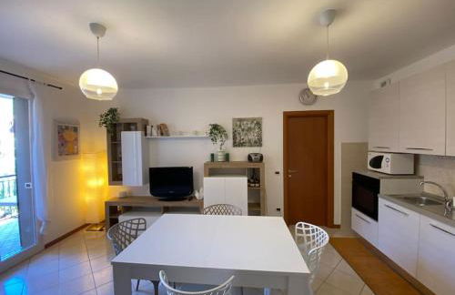 Da Patrizia Andora fraz Molino Nuovo - Foto 1