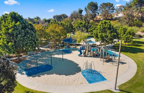 Carmel Valley Villa by Coastline Vacation Rentals - Photo 47