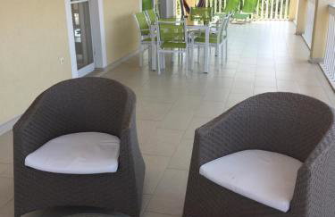 Miri&Gary's - Photo 9