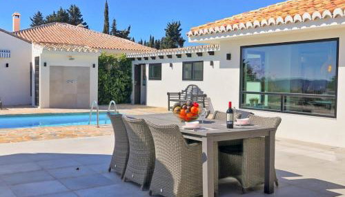Amazing villa with panoramic views - Foto 3