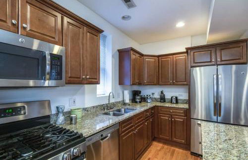 ENTIRE BUILDING-Walk to Lincoln Park or The Beach - Foto 21