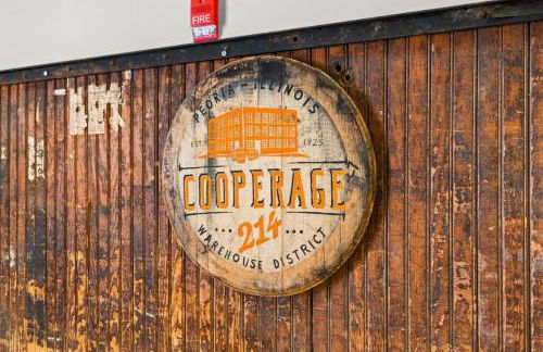 The Urban Loft - Stylish Industrial Living - Foto 32