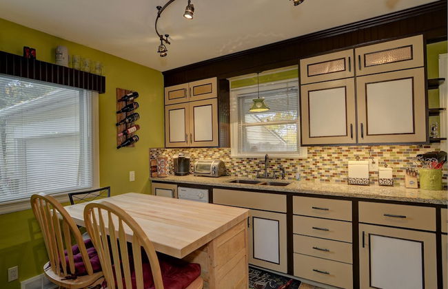 Cottage by the Historic Depot - Foto 14