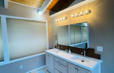 Lake Tapps Dock House on the Bankers Island - Foto 13