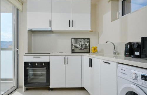 Chic Greek Cave Maisonette with hot tub - Foto 8