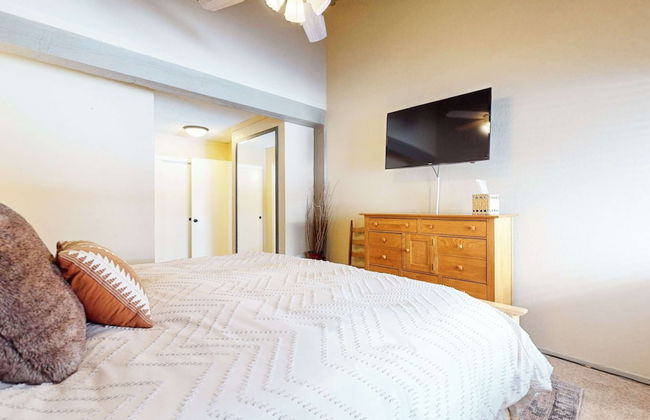 Modern Cabin for 6, Near Slopes + Canyon Lodge! - Foto 3