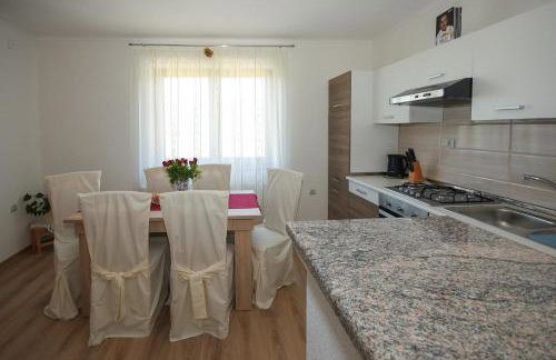 Apartman Lucija & Luka - Photo 18