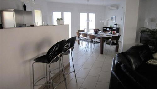 Luxurious villa in the sun - Photo 5