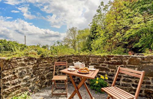 3 Bed in Cilycwm BN093 - Photo 24
